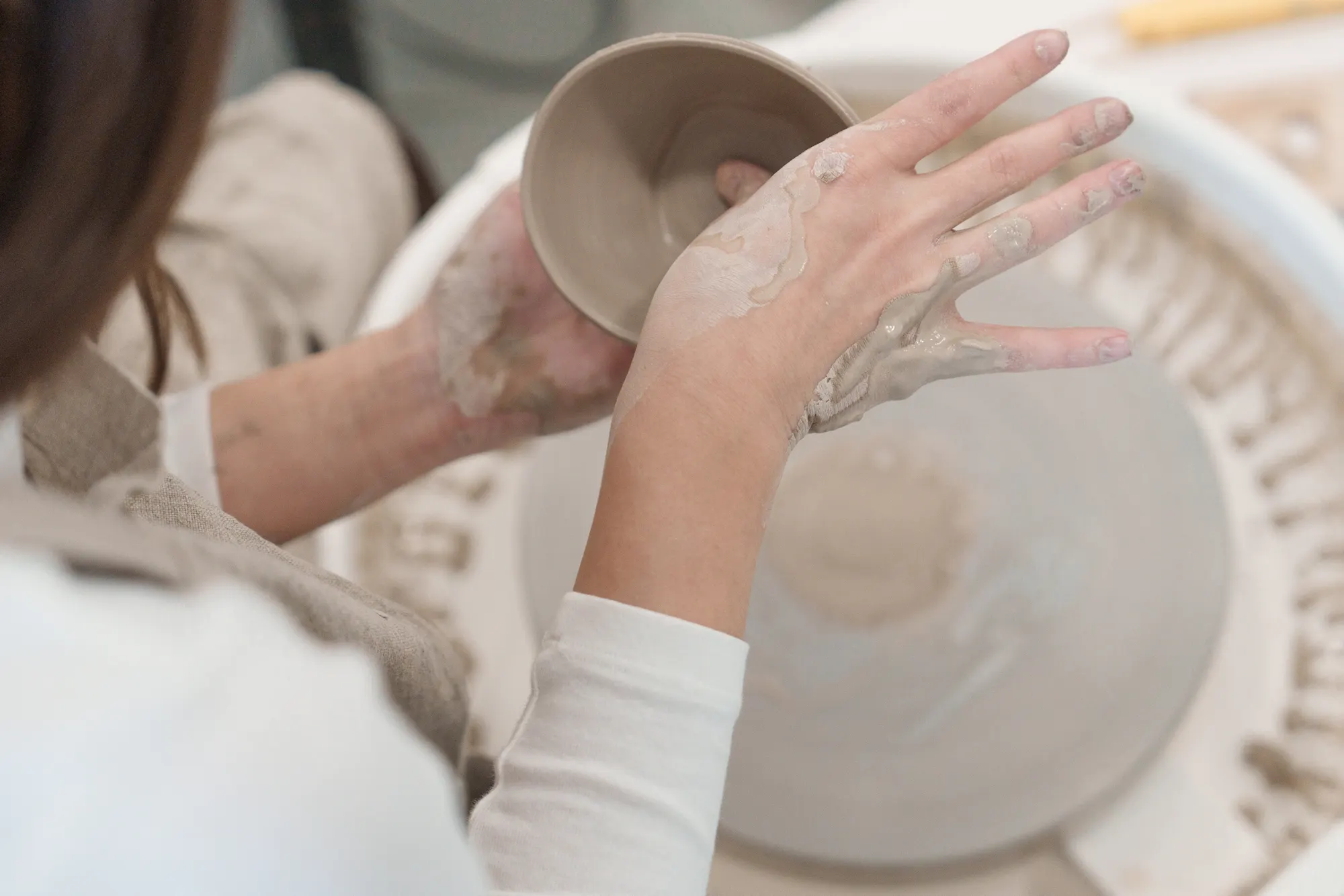 Wheel-Thrown Pottery Conditioning Class thumbnail 2